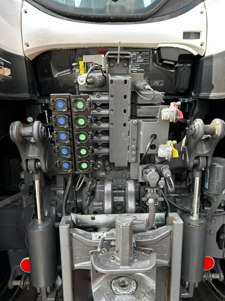 valtra-t-175-versu-myyty-sold,4f8aad7f