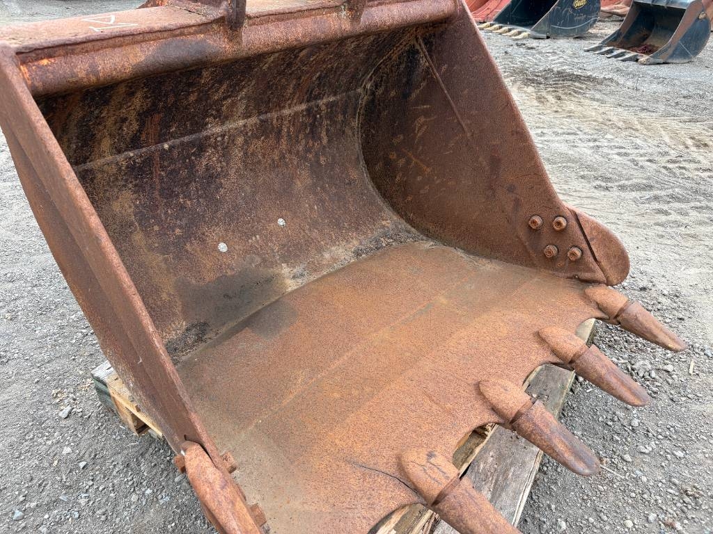 Attachment Sales Bucket