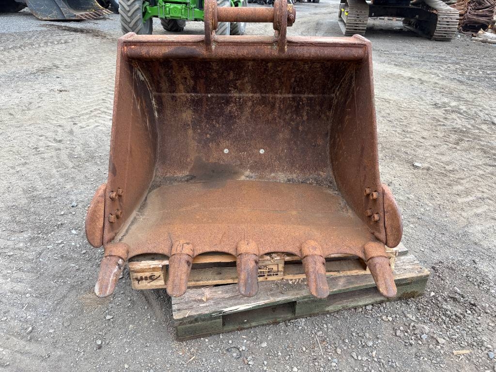 Attachment Sales Bucket