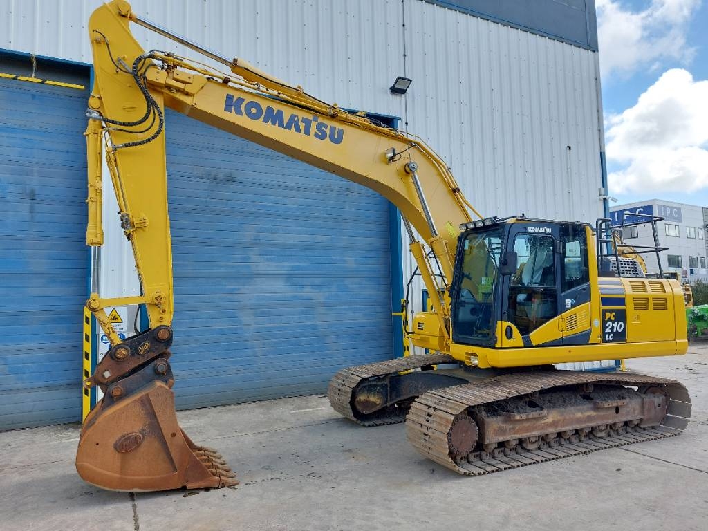 Komatsu PC210LC-10