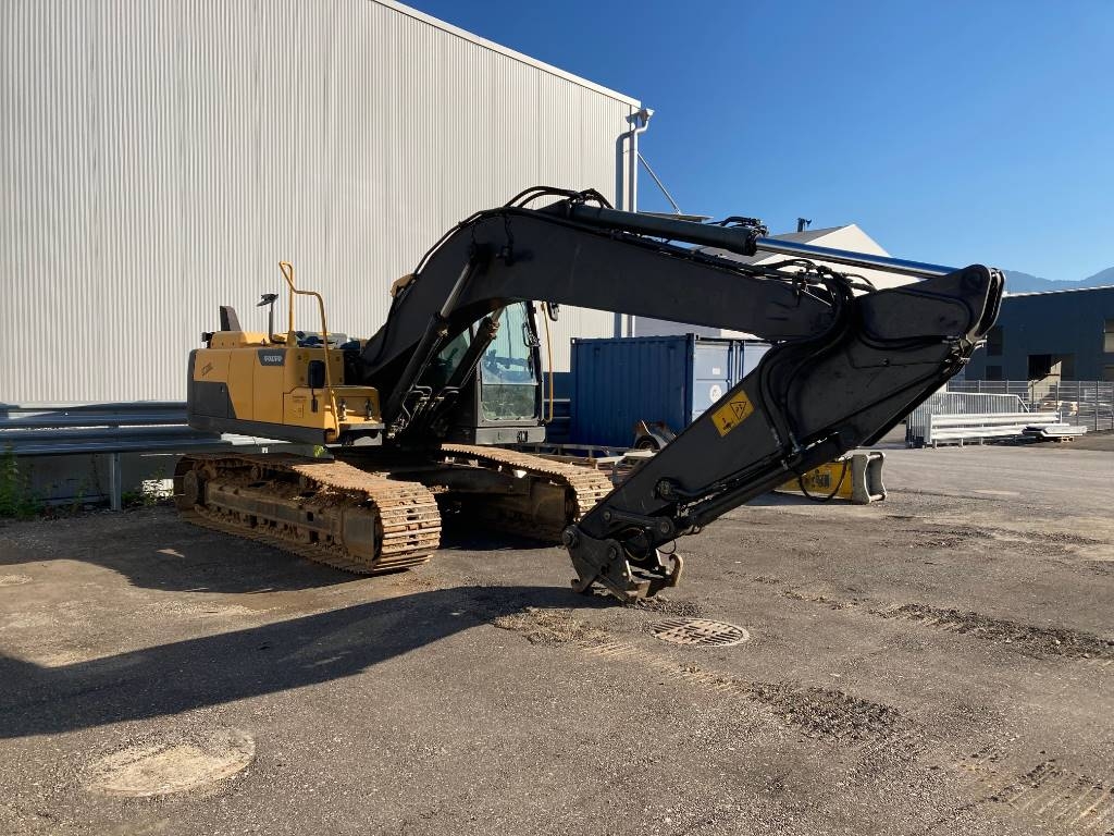 Экскаватор volvo ec220dl Экскаватор volvo ec220dl