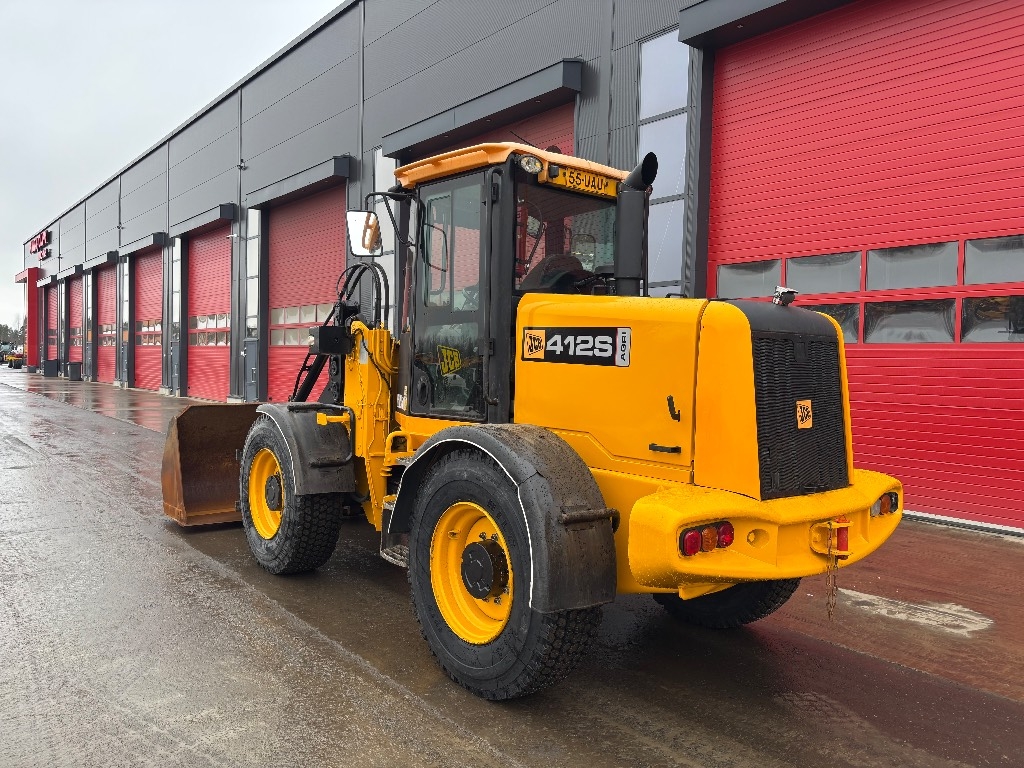 jcb-412-s-agri-uudet-renkaat-k,3fc48ac2