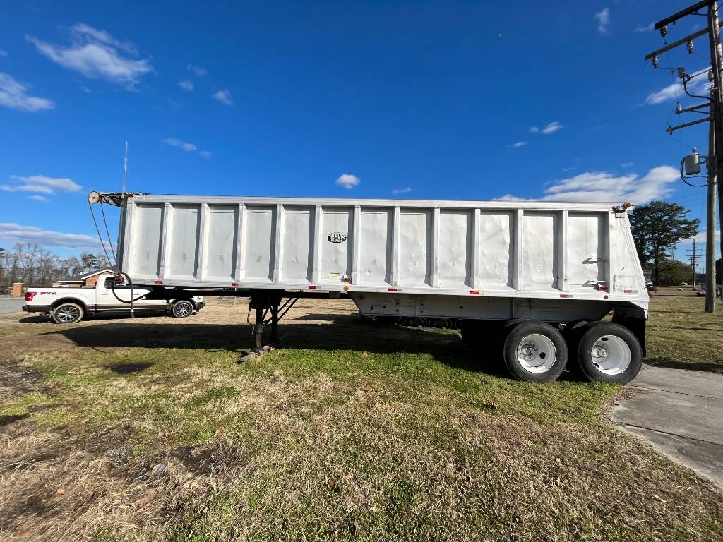 Travis Dump Trailer