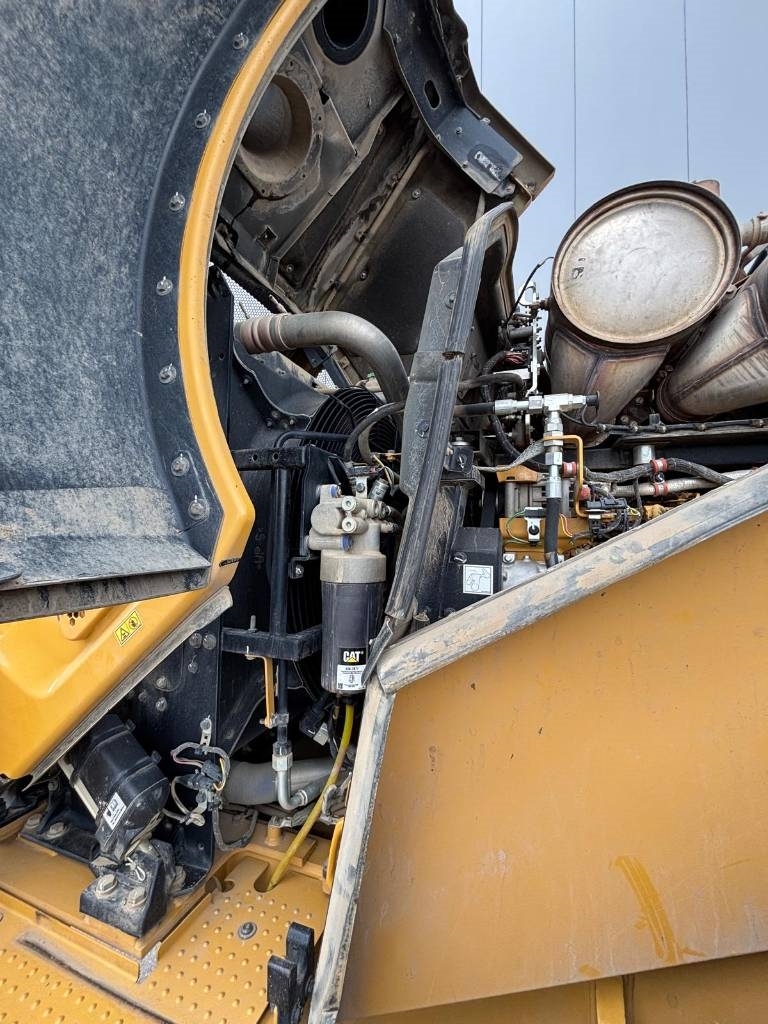 CAT 972 M XE (New Tires)