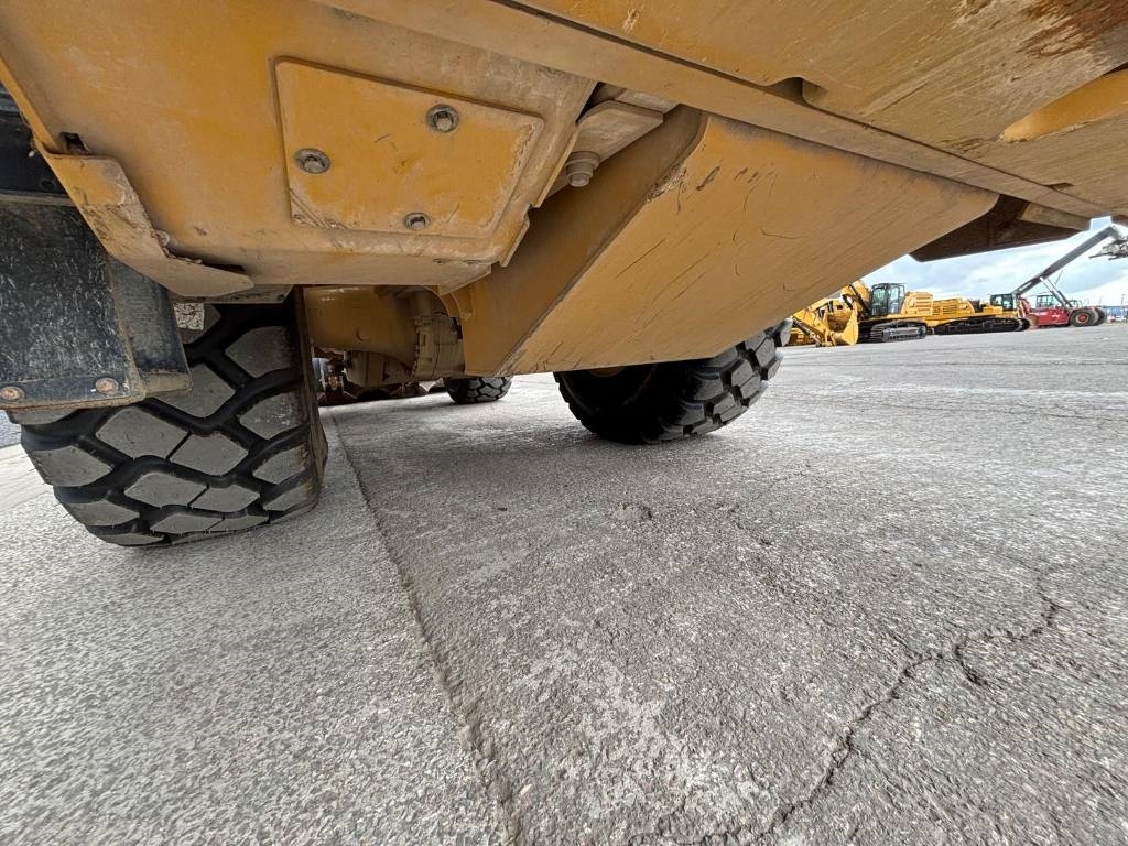 CAT 972 M XE (New Tires)