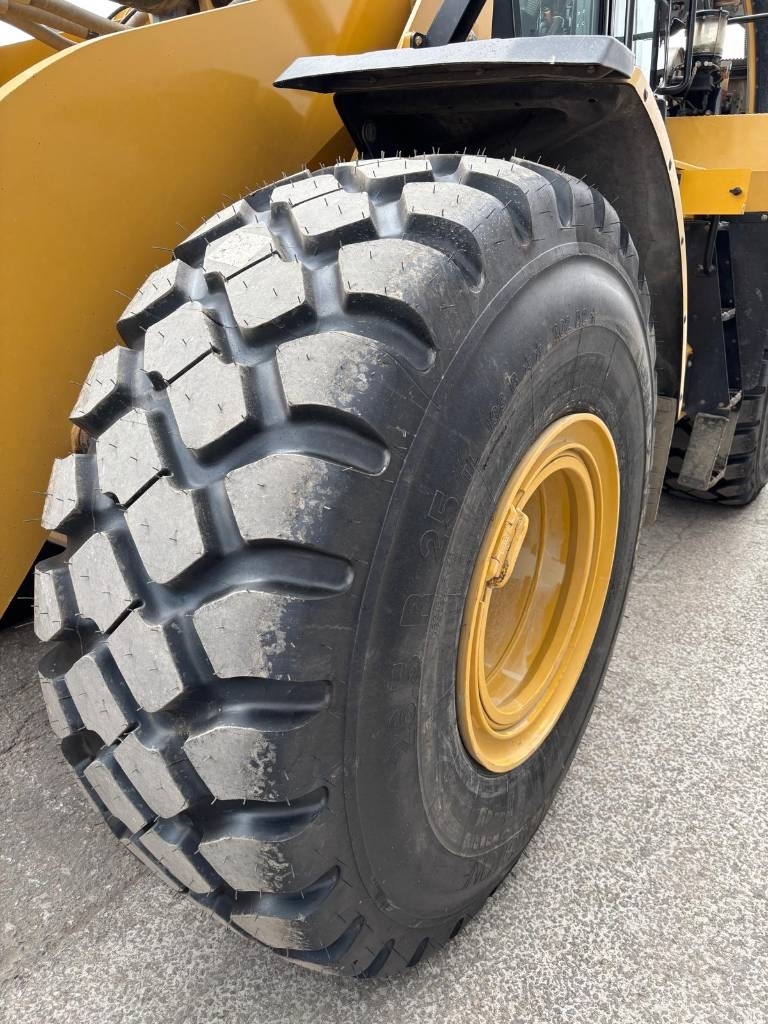 CAT 972 M XE (New Tires)