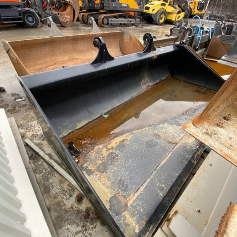 bucket CAT Planeringsskopa. 2,9 m. 2000 L. BM-fäste constructionbuckets