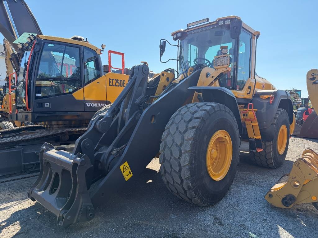 Wheel loader Volvo L 120 H Lång Bom