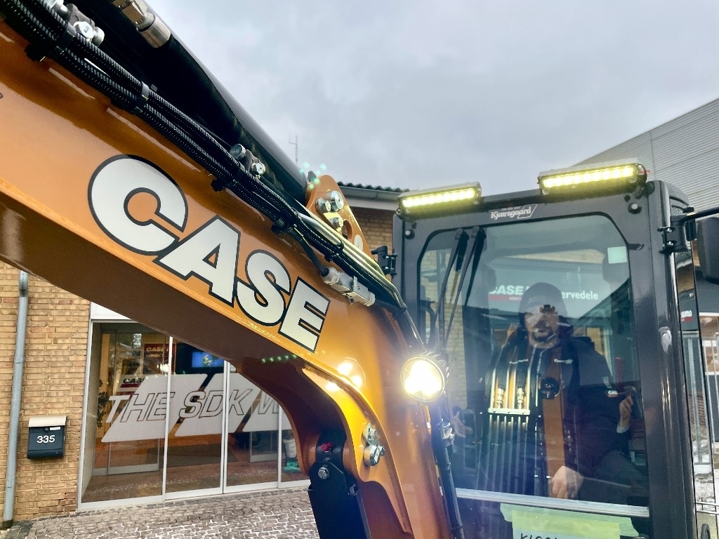 CASE CX 25 D