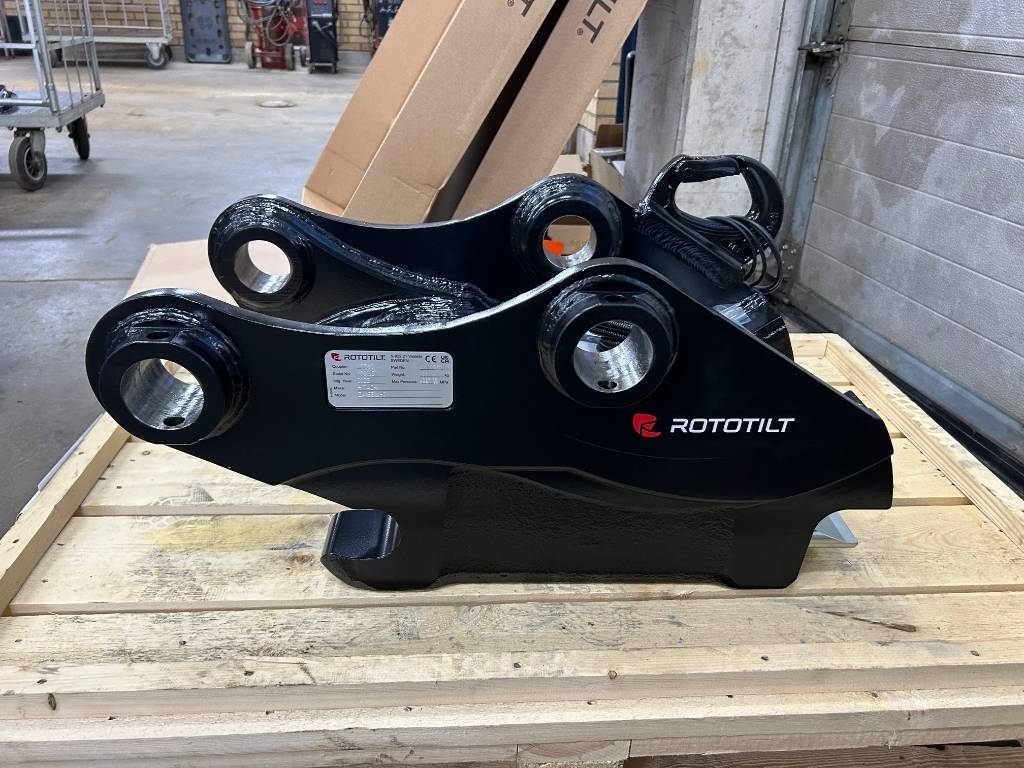Hitachi ZX135US-6, Bandgrävare, Entreprenad