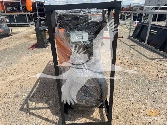 [Other] 40 GALLON 2 STAGE AIR COMPRESSOR, :Misc. Construction Attachment, Construction