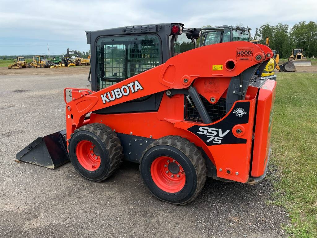 Kubota SSV 75