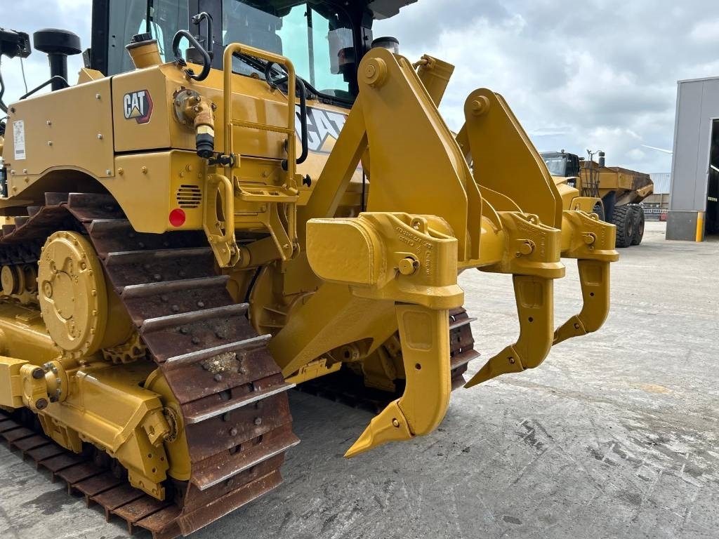 CAT D 6 XL (LOW HOURS - CE CERTIFIED)