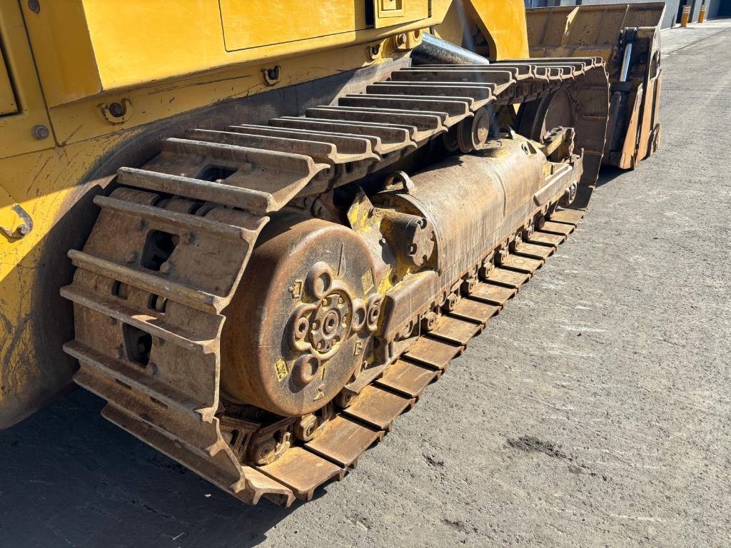 CAT 953 D