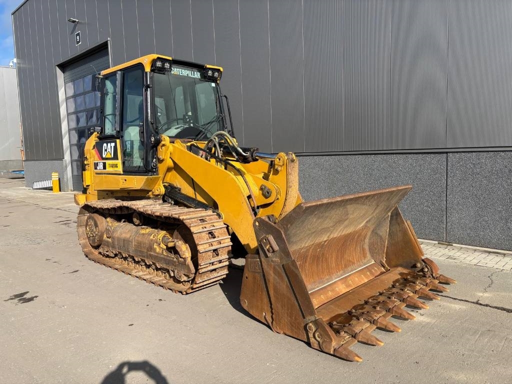 CAT 953 D