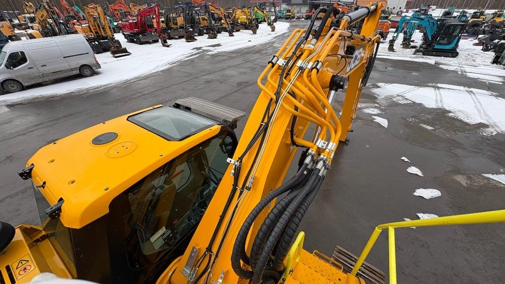 jcb-245-xr-stage-v-rasvari-pie,6d2f4017