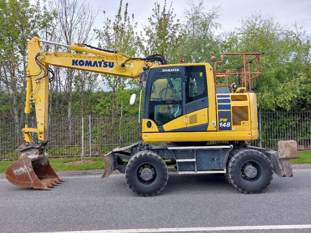 Komatsu PW148-11