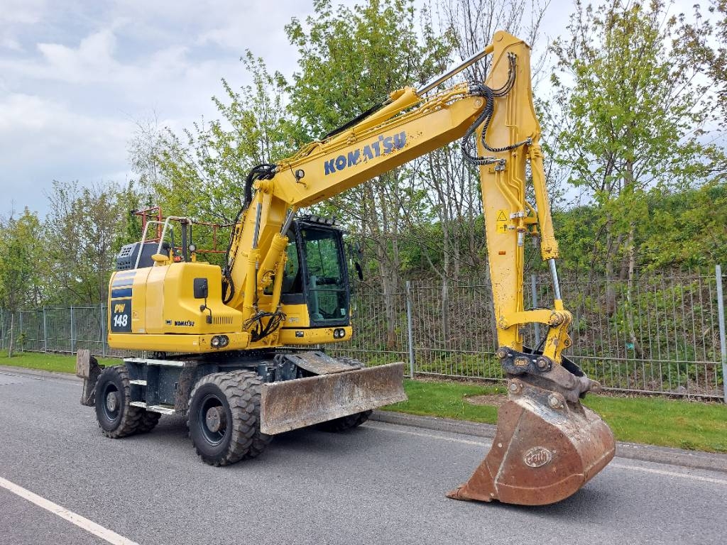 Komatsu PW148-11