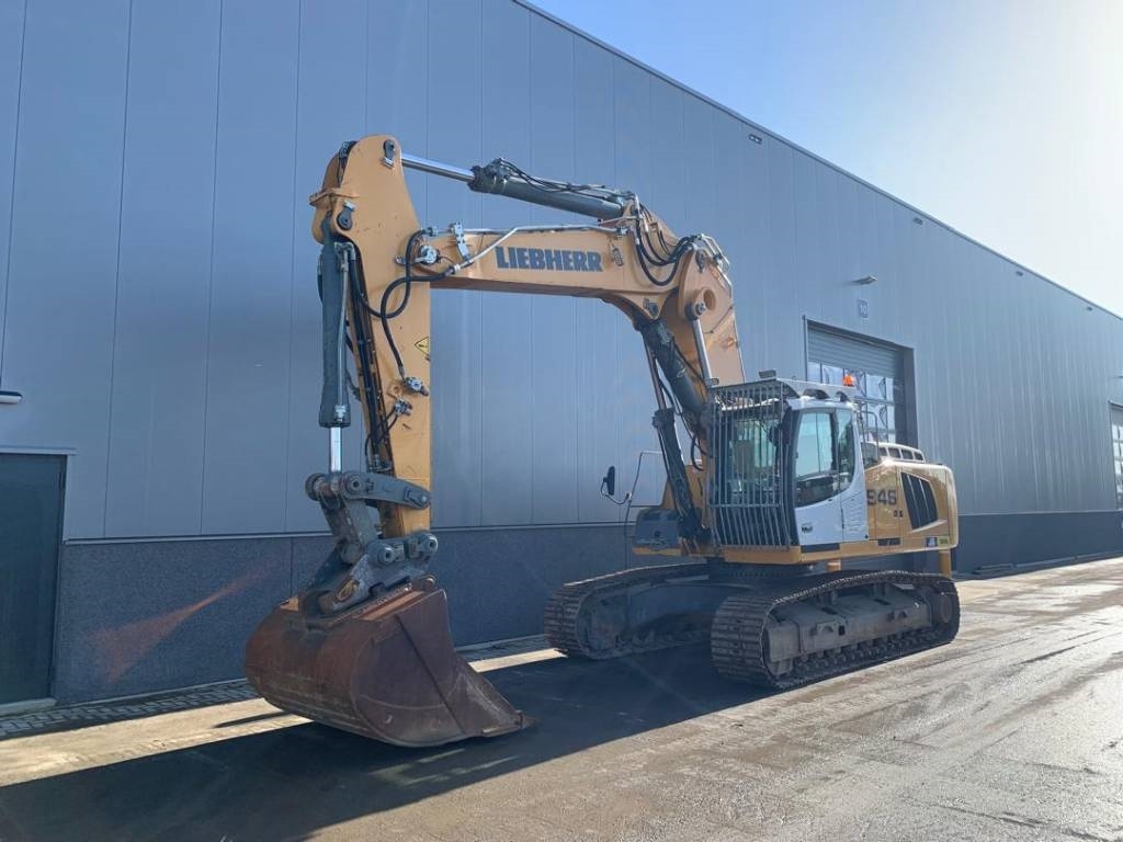 Liebherr R 946 LC