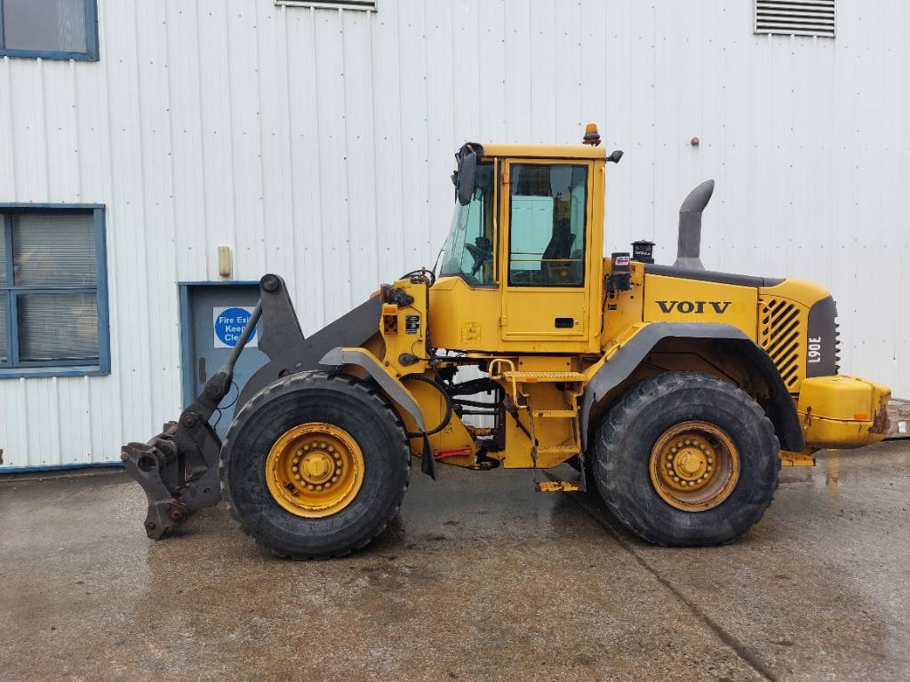 Volvo L90E
