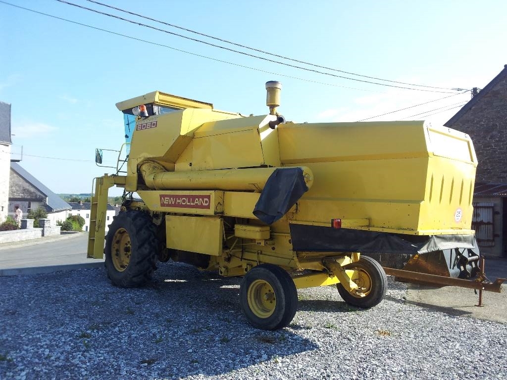 Used New Holland 8060 combine harvesters Year: 1983 for sale - Mascus USA