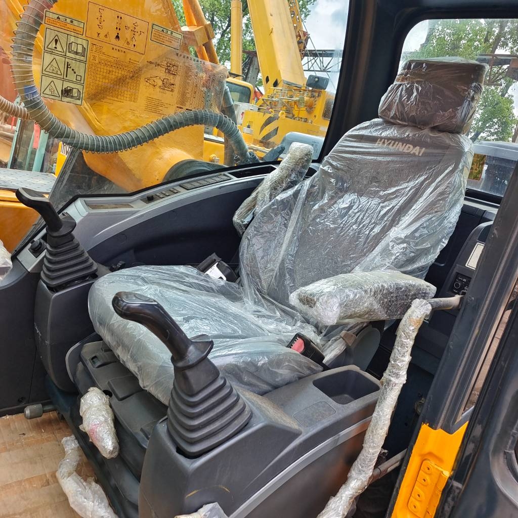 2023 Hyundai 305LC-9S-46096123