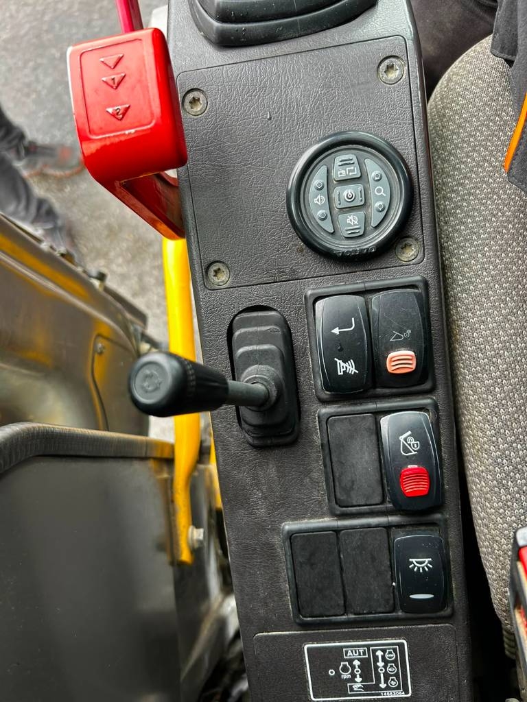 volvo-ecr-145-d-pyorittaja-uus,bfdf5e5e