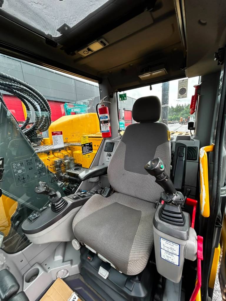 volvo-ecr-145-d-pyorittaja-uus,ec356ef7