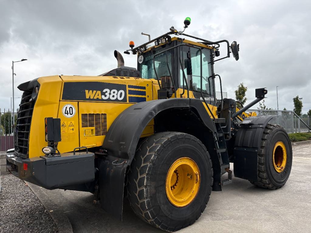 Komatsu WA380-8