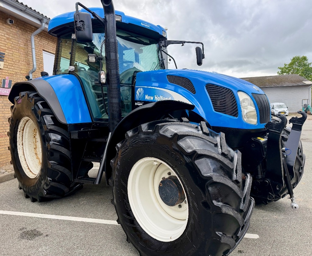 New Holland T 7550
