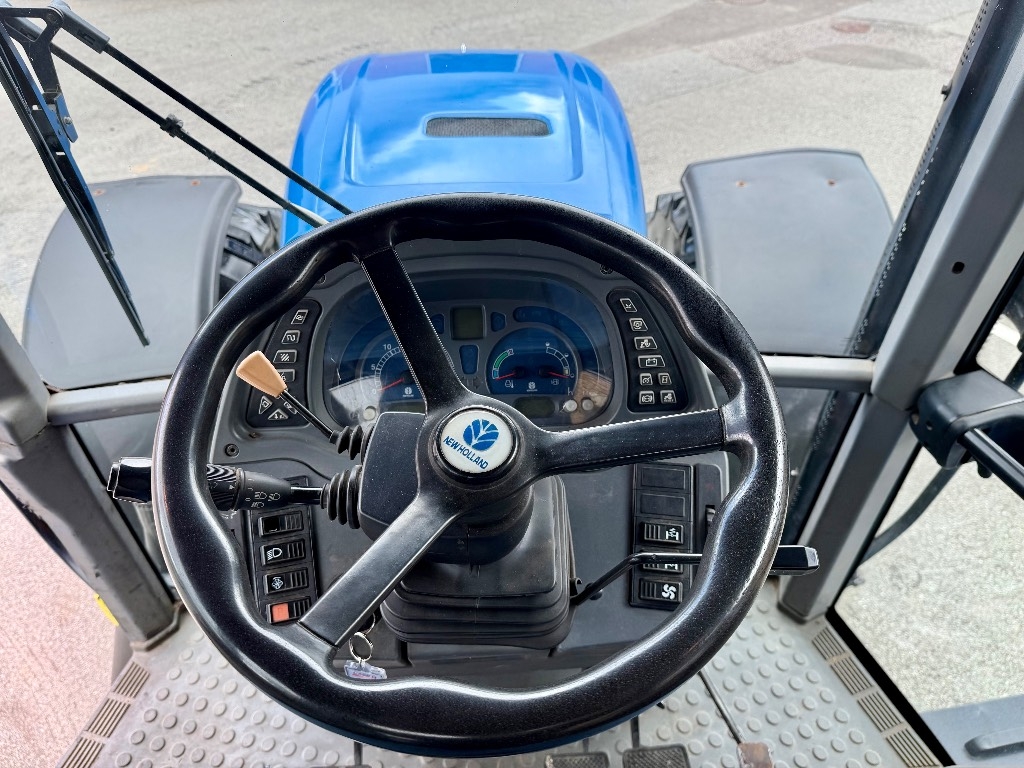 New Holland T 7550