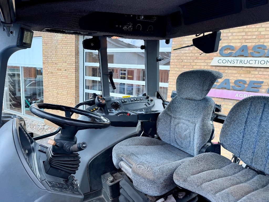 New Holland T 7550