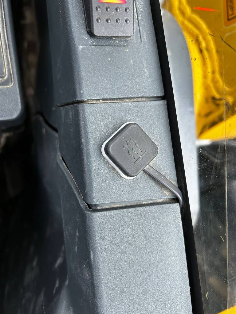 kobelco-sk-140-sr-lc-7-rototil,ab49e9b6