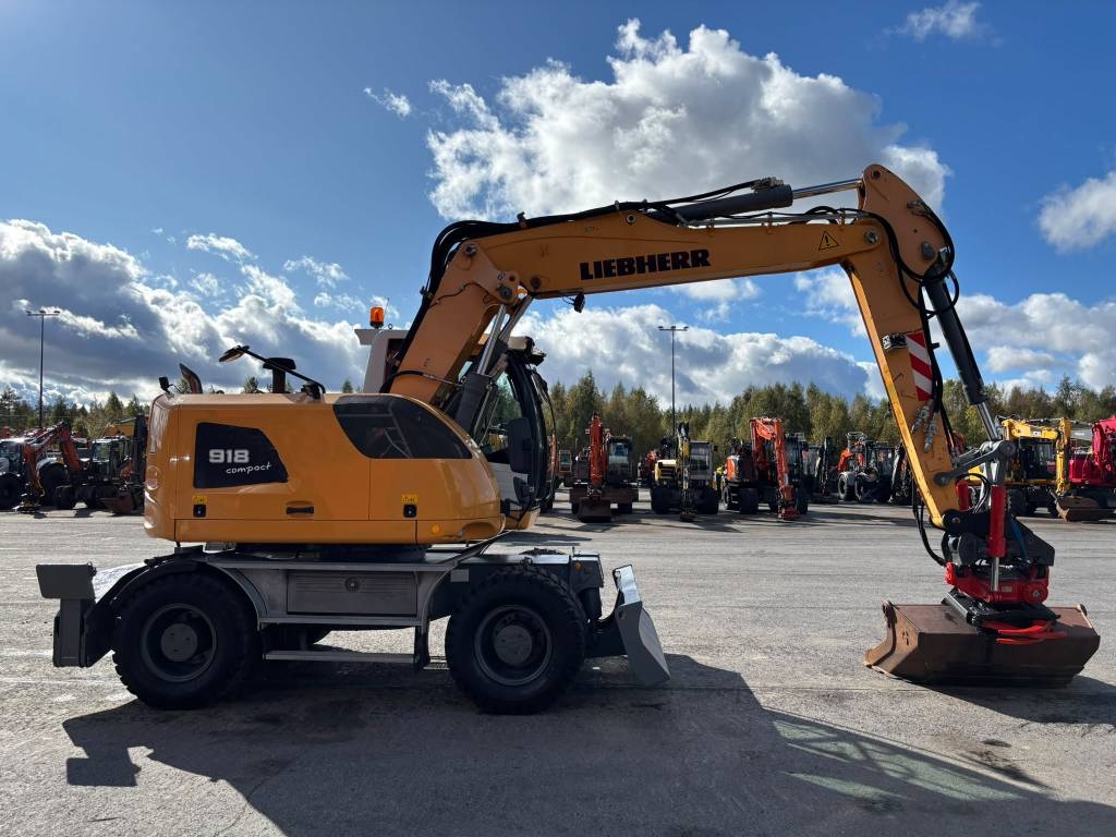 liebherr-a-918-compact-pyoritt,8b65bf17