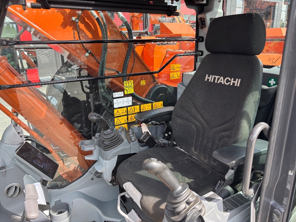 hitachi-zx-225-uslc-7-puskulev,46210a82