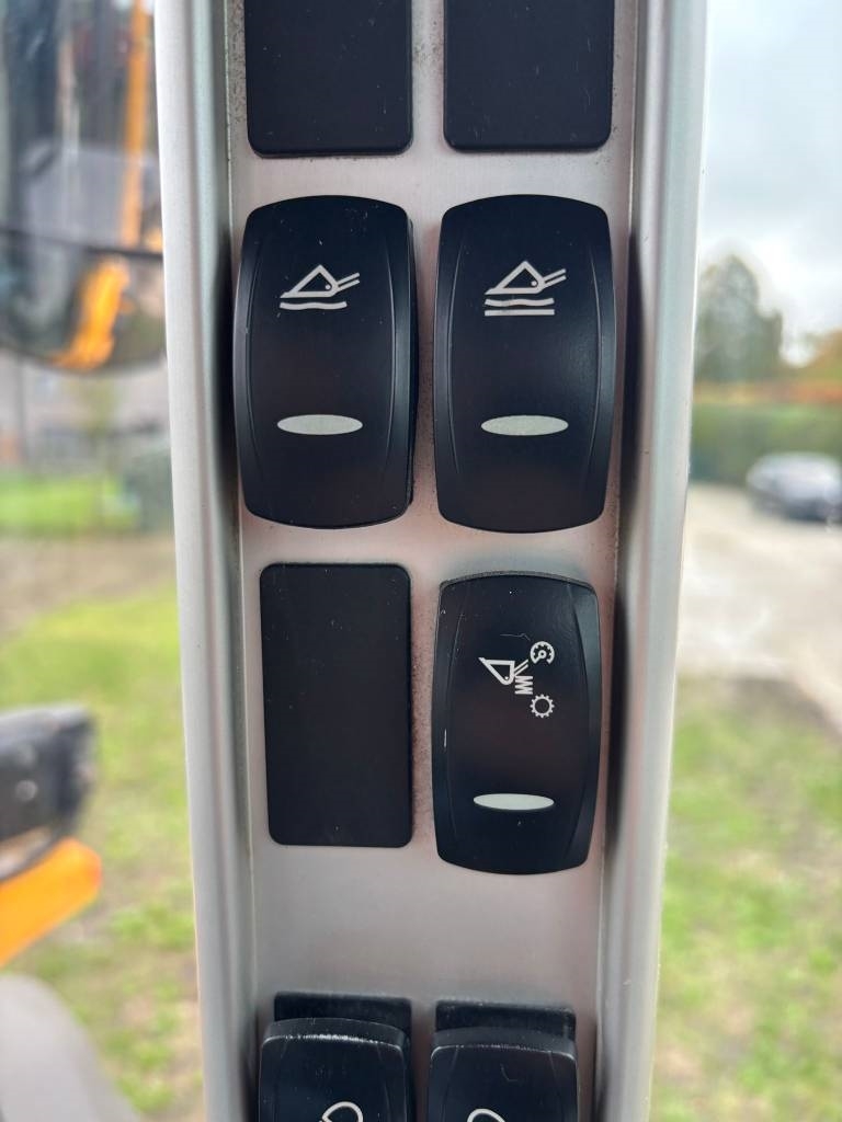 Volvo L 90 H (On Transport)