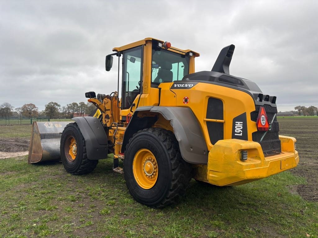 Volvo L 90 H (On Transport)
