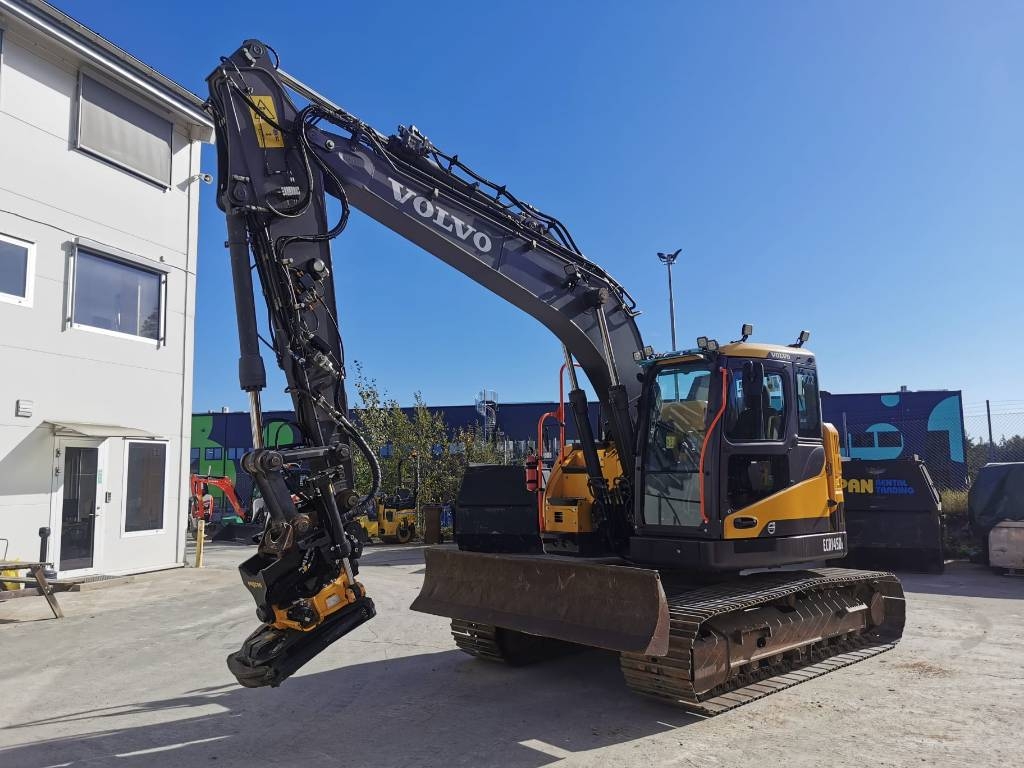 Bandgrävare Volvo ECR 145 DL