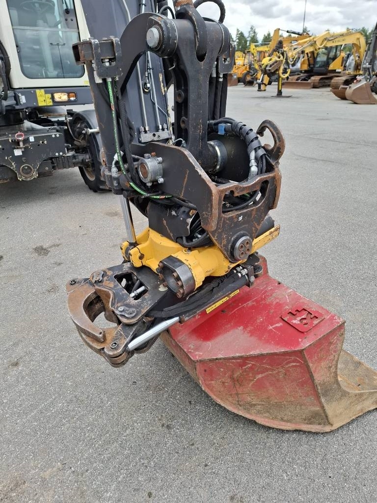 schaeff-tw95-engcon-karry-2-ka,0c86dc58
