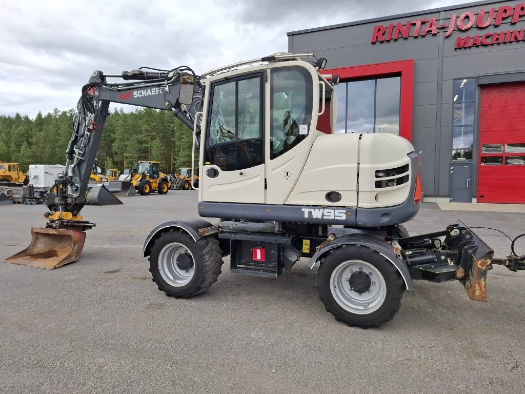 schaeff-tw95-engcon-karry-2-ka,e6c85473