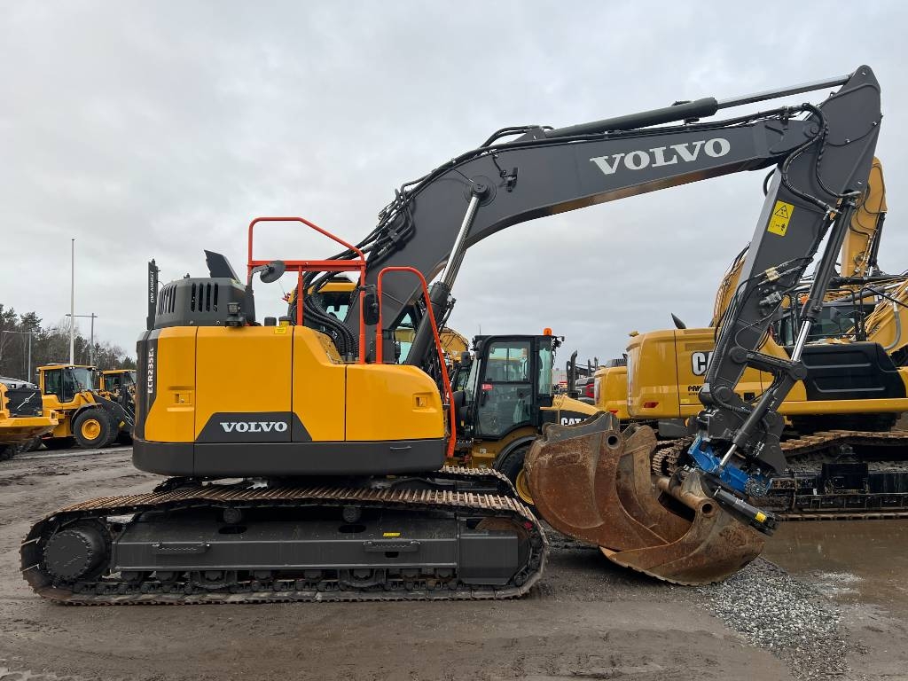 Bandgrävare Volvo ECR 235 E