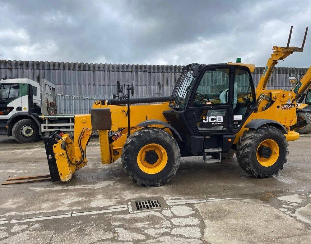 JCB 540-170 - image 1