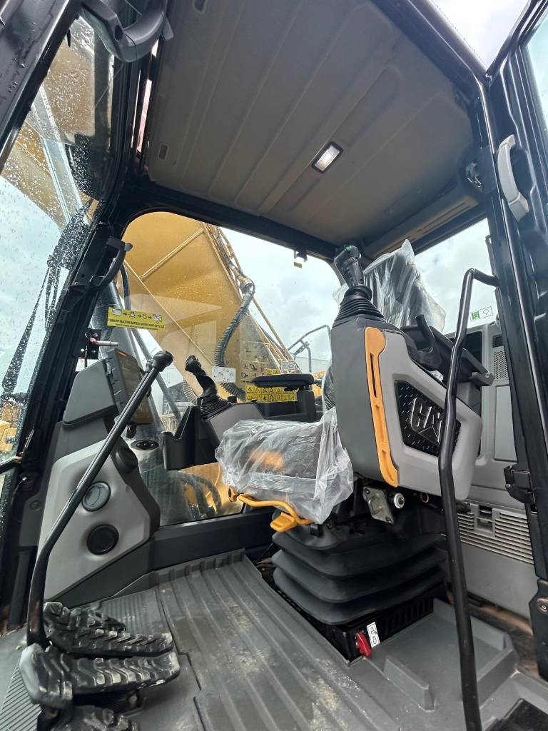 CAT 320