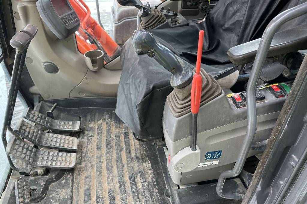Hitachi ZX 250 | Polar Machine Trading