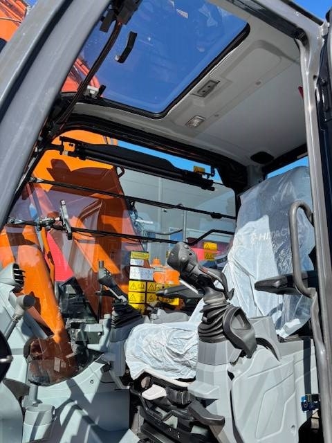 Hitachi ZX 135US-7 Stage V - Crawler excavators | Rinta-Jouppi Machine
