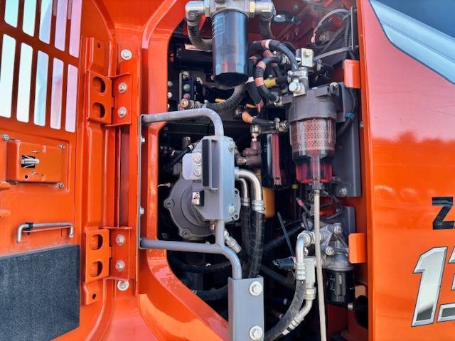 hitachi-zx-135us-7-stage-v-rot,8c9898b3