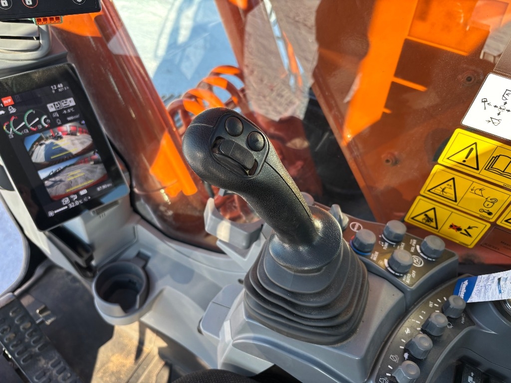 hitachi-zx-180-lc-pienet-tunni,081113d5