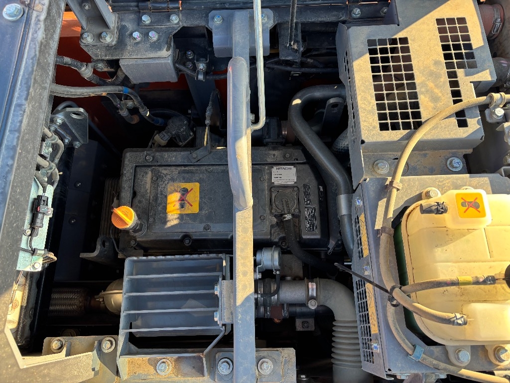 hitachi-zx-180-lc-pienet-tunni,93472efe