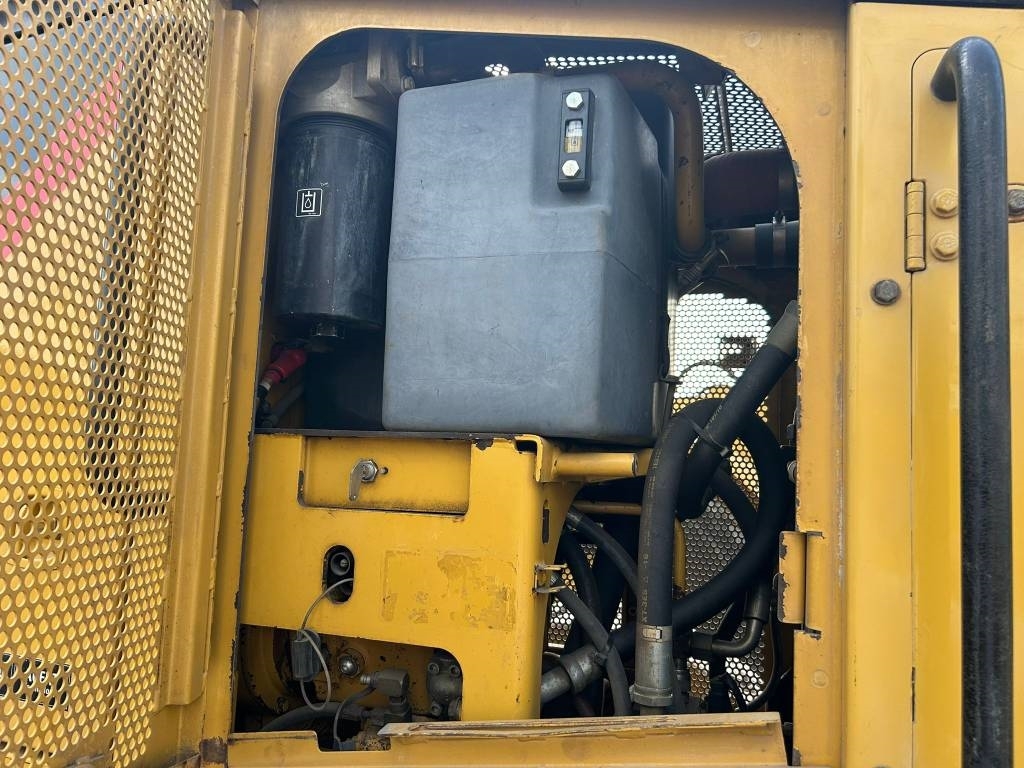 CAT 140 M (CE Certified)
