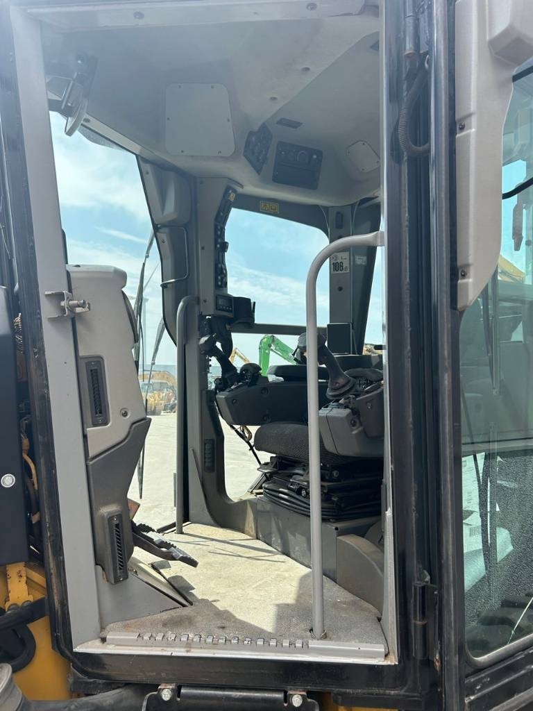 CAT 140 M (CE Certified)